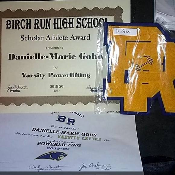 Meet your Posher, Danielle - Picture 1 of 1